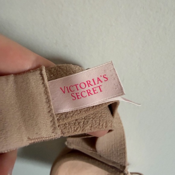 Victoria’s Secret Tan Body by Victoria Lined Strapless Bra size 34B - Picture 5 of 6